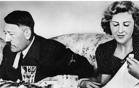 مرگ هیتلر و همسرش
